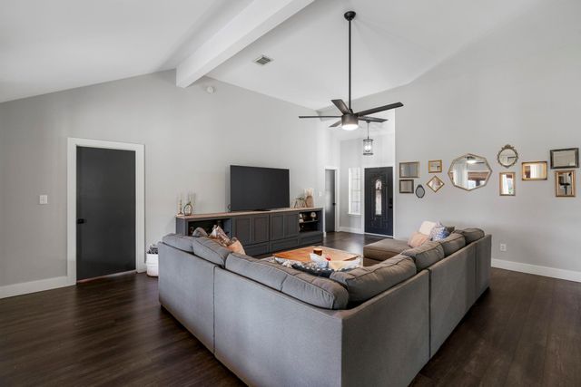 1003 Sunset Canyon DR S, Dripping Springs, TX 78620