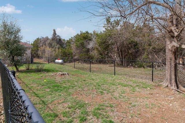 1003 Sunset Canyon DR S, Dripping Springs, TX 78620