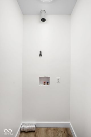 9114 Crestview Drive, Indianapolis, IN 46240