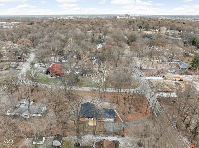 9114 Crestview Drive, Indianapolis, IN 46240