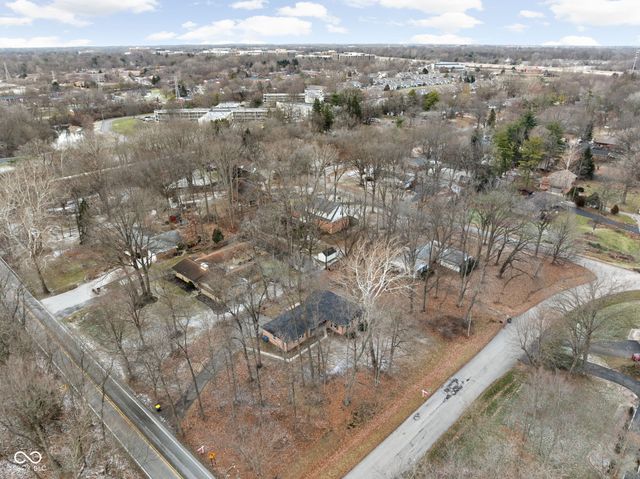 9114 Crestview Drive, Indianapolis, IN 46240