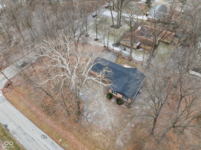 9114 Crestview Drive, Indianapolis, IN 46240