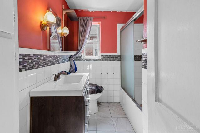 3412 Millrich Avenue, Cincinnati, OH 45211