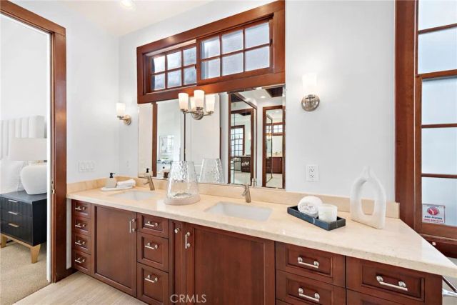 521 Kings Road, Newport Beach, CA 92663