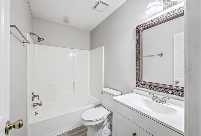 5039 Popperdam Creek Drive, North Charleston, SC 29418