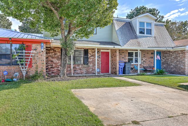 5039 Popperdam Creek Drive, North Charleston, SC 29418