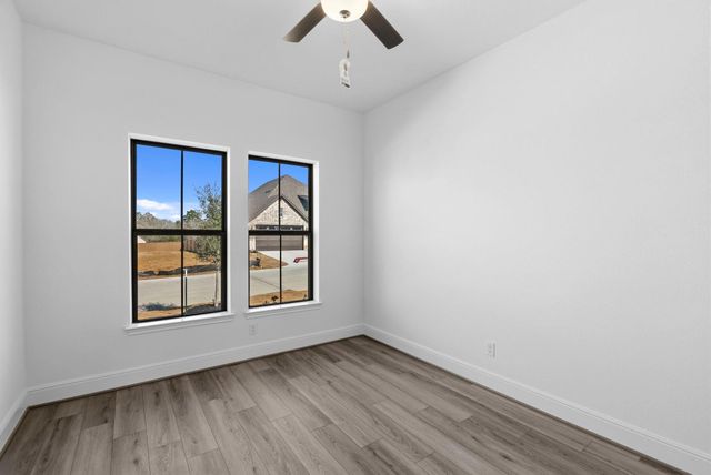 10271 Bluegill Crest Drive, Willis, TX 77318