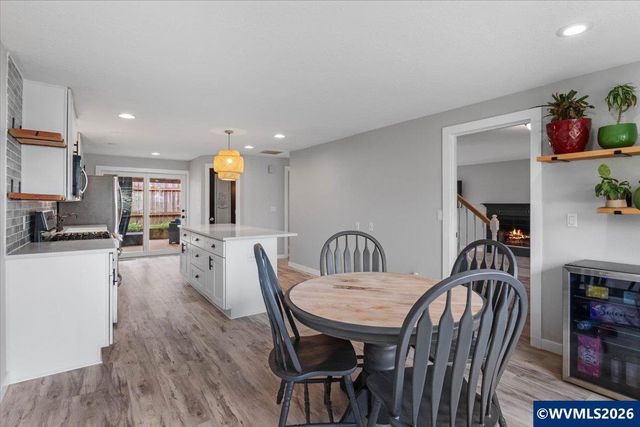 808 Melissa St SE, Salem, OR 97306