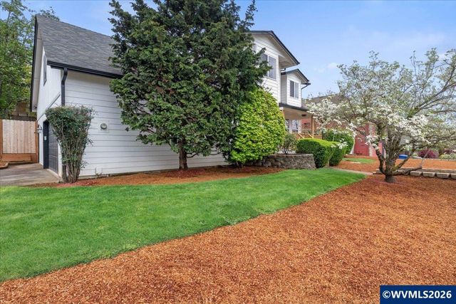 808 Melissa St SE, Salem, OR 97306