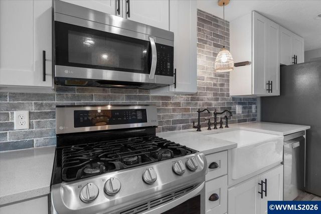 808 Melissa St SE, Salem, OR 97306