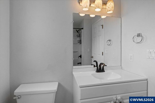 808 Melissa St SE, Salem, OR 97306