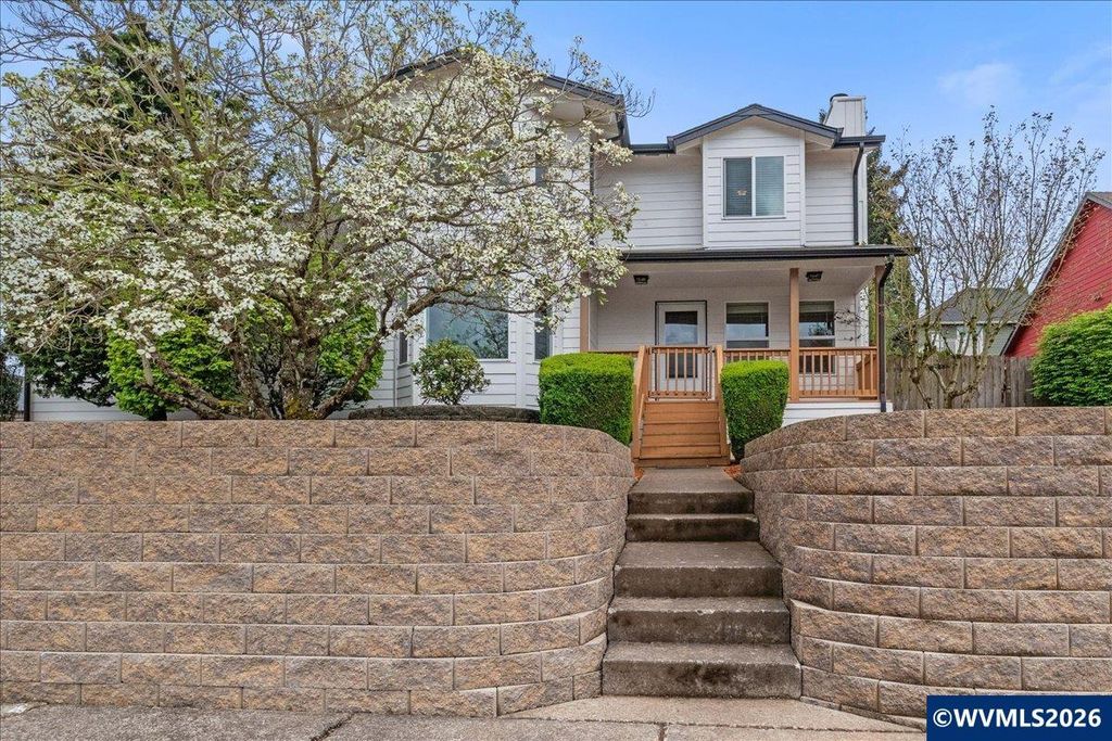 808 Melissa St SE, Salem, OR 97306