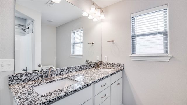 910 Sassafras Lane, Centerton, AR 72719