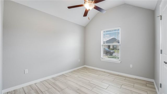 910 Sassafras Lane, Centerton, AR 72719