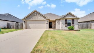 910 Sassafras Lane, Centerton, AR 72719