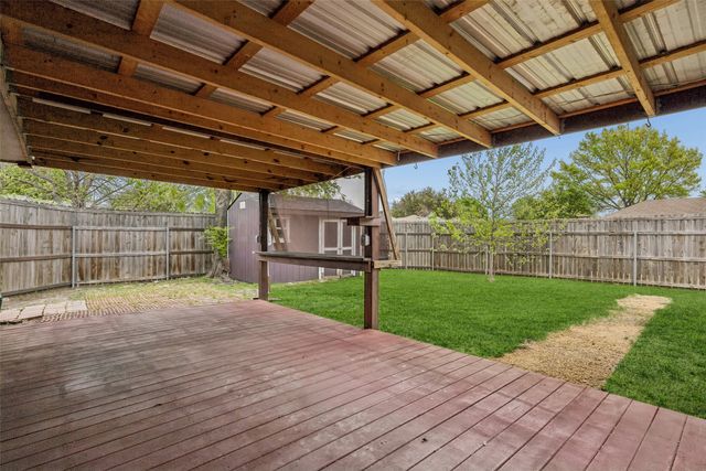 2221 Brookside Drive, Rowlett, TX 75088