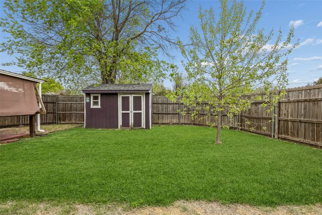 2221 Brookside Drive, Rowlett, TX 75088