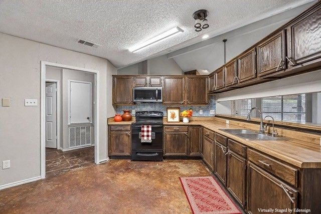 2221 Brookside Drive, Rowlett, TX 75088