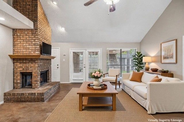 2221 Brookside Drive, Rowlett, TX 75088