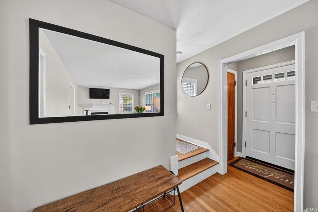 118 S Greenlawn Avenue, South Bend, IN 46617