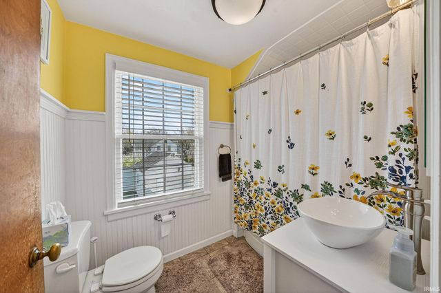 118 S Greenlawn Avenue, South Bend, IN 46617