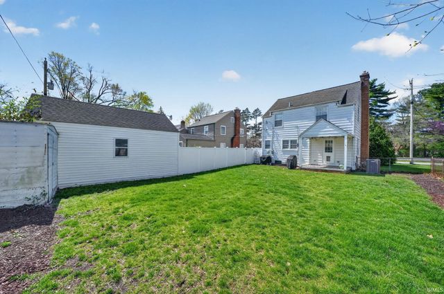 118 S Greenlawn Avenue, South Bend, IN 46617