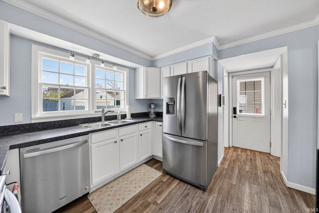 118 S Greenlawn Avenue, South Bend, IN 46617