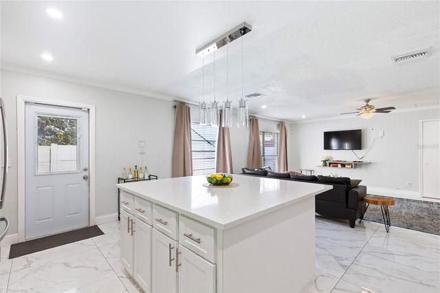 7301 TWELVE OAKS BOULEVARD, Tampa, FL 33634