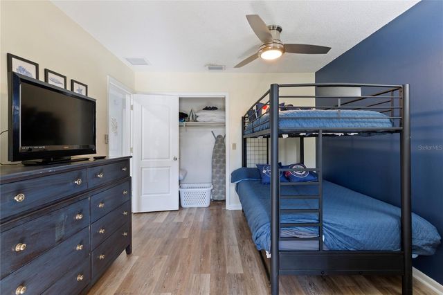 7301 TWELVE OAKS BOULEVARD, Tampa, FL 33634