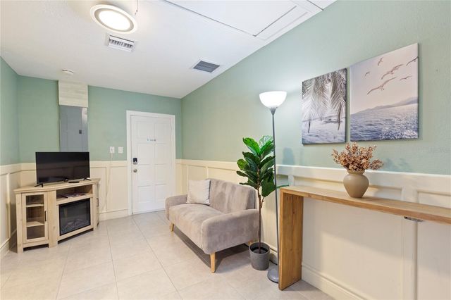 7301 TWELVE OAKS BOULEVARD, Tampa, FL 33634