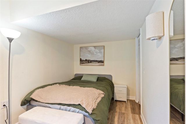 7301 TWELVE OAKS BOULEVARD, Tampa, FL 33634