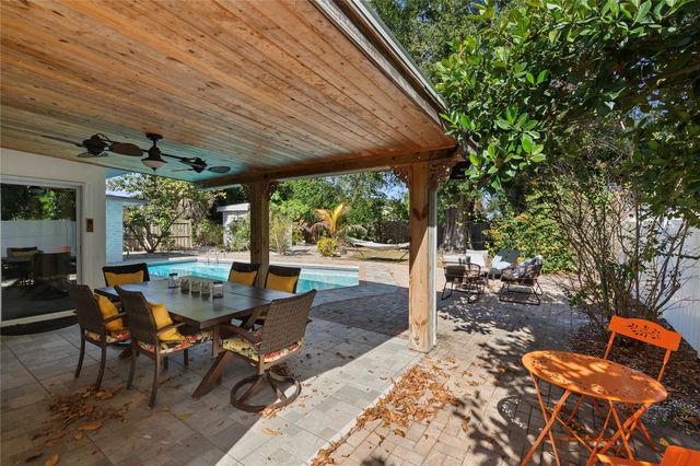 7301 TWELVE OAKS BOULEVARD, Tampa, FL 33634