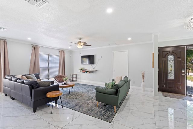 7301 TWELVE OAKS BOULEVARD, Tampa, FL 33634