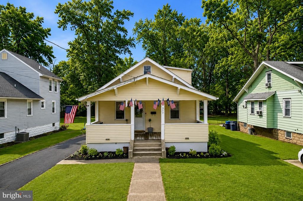 317 S WASHINGTON AVE, MOORESTOWN, NJ 08057 — photo 2