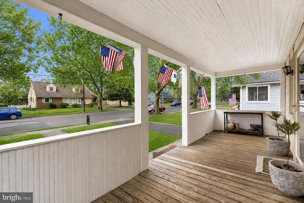317 S WASHINGTON AVE, MOORESTOWN, NJ 08057 — photo 4