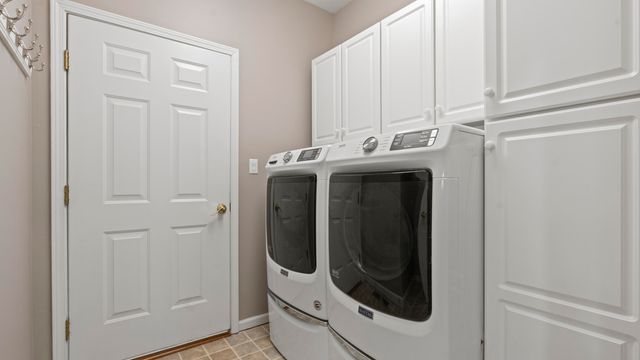 1828 SCARBOROUGH DR, Columbia, MO 65201