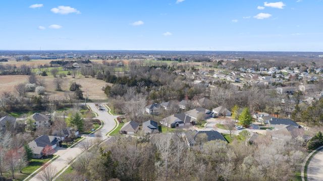 1828 SCARBOROUGH DR, Columbia, MO 65201