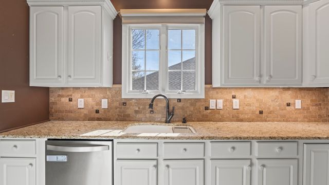 1828 SCARBOROUGH DR, Columbia, MO 65201