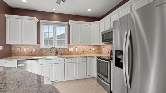 1828 SCARBOROUGH DR, Columbia, MO 65201