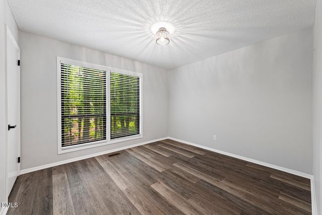 70 Willow Way, Chapel Hill, NC 27516