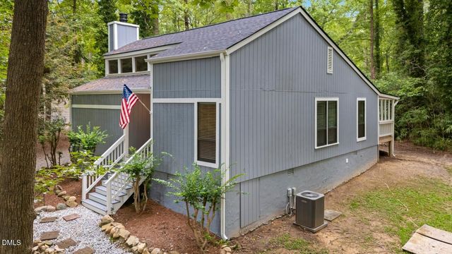 70 Willow Way, Chapel Hill, NC 27516