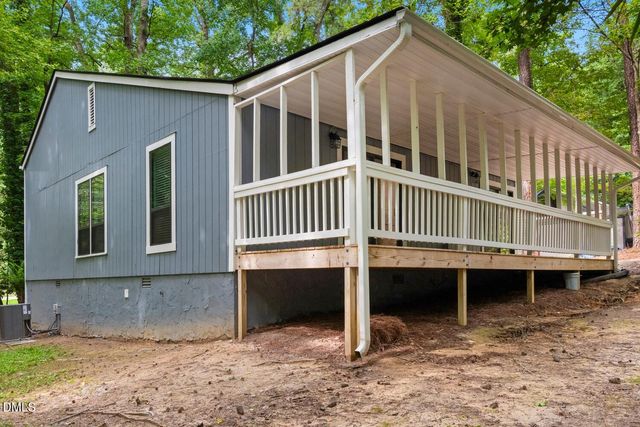 70 Willow Way, Chapel Hill, NC 27516