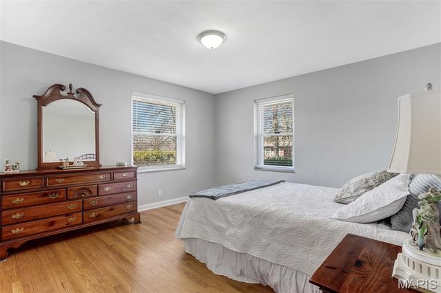 60 Flamingo Drive, Crestwood, MO 63123