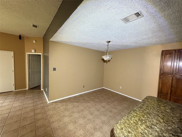 4316 Elliott Oaks Drive, Arlington, TX 76017