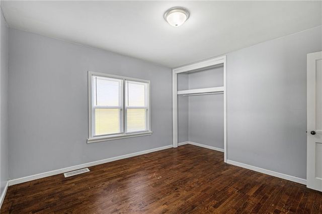205 N Independence Street, Pleasant Hill, MO 64080