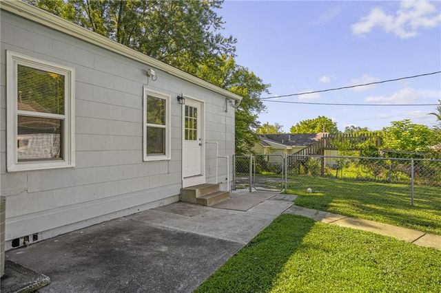 205 N Independence Street, Pleasant Hill, MO 64080
