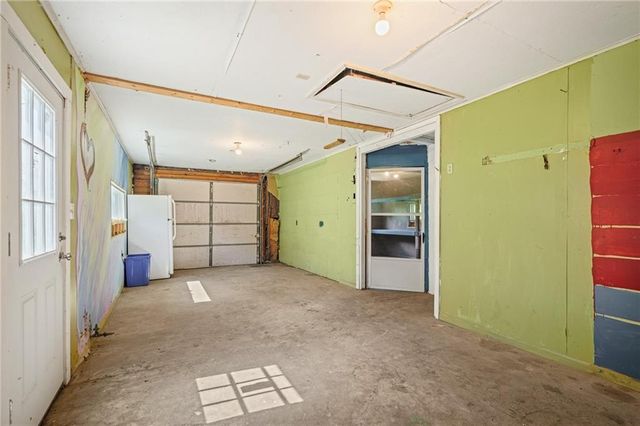 205 N Independence Street, Pleasant Hill, MO 64080