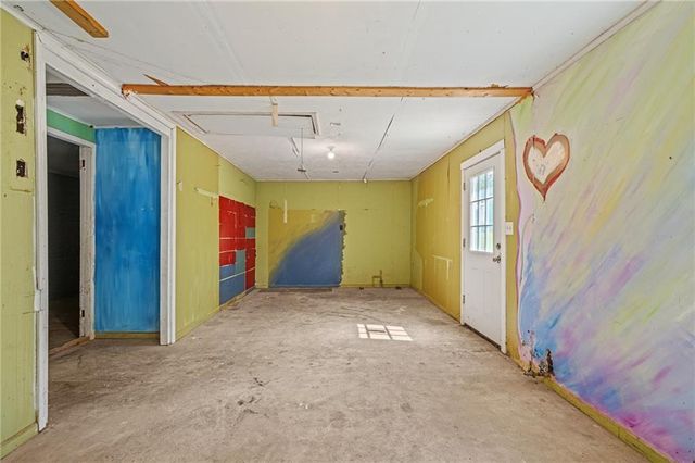 205 N Independence Street, Pleasant Hill, MO 64080