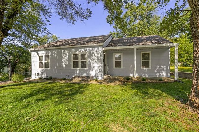 205 N Independence Street, Pleasant Hill, MO 64080