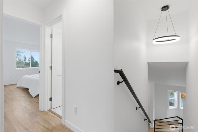 8828 NE 152nd Street, Kenmore, WA 98028